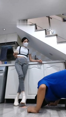 【多多】短靴踩踏喂食/碾压狗头/原味肉丝辱 bf29366