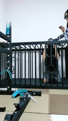 【媚娘】狗笼圈养绿帽狗/高跟踩虐舔 JS23061302