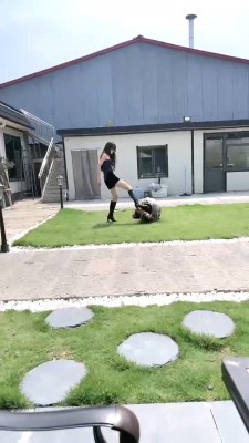 【沅芷大人】蛇鞭狠抽圈养犬化奴 bf29873