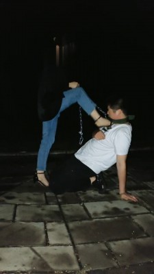 【辣姐】户外舔泥巴脏鞋底/骑马/耳光/全体重踩踏【完整版】 bf30030