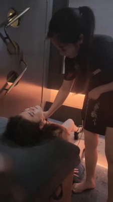 【橘子没熟】母畜-磕头求素人插嘴/掐脖坐脸转胯 bf30259