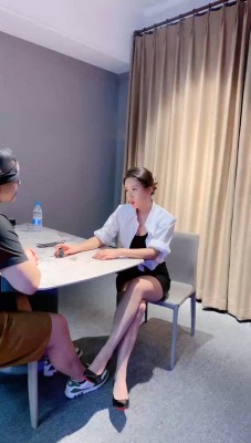 【潘妮女王】白领诱惑调-吃口水/闻舔高跟/挠痒/插嘴 bf30501