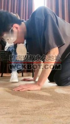 【香芋朱朱】学生S-脚踩喂食/圣水洗礼 bf30962