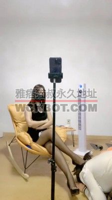 【萝莉刑】母畜-藤条抽-耳光/黑丝裸足舔 bf32003