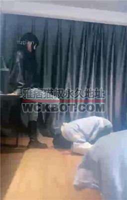 【绝美兔女王】高跟黑丝踩脚垫/长靴跪拜【完整版】 bf34412