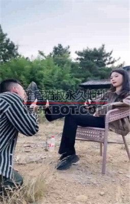 【允薇】庄园清理女主脏泥靴底/鞭打飞踹踩踏 bf34408