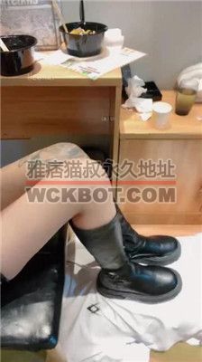 【陈甜女帝】长靴原味船袜jio踩地毯狗 JS231101