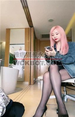 【梦樱】社会小妹虐-耳光抽/喂口水/黑丝脚插嘴 bf35569