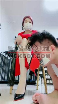 【甜心教主】封嘴磕头求虐/耳光/深吸原味脚/踩狗头  JS231127-9