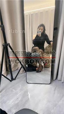 【伊诺】吐口水/黑丝高跟诱惑舔 bf36126