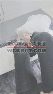 【云儿公主】啃吃脚皮-高跟裸足恋足舔 JS231204-7