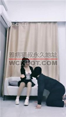 【甜桃】萝莉学生主-白袜崇拜/舔脏鞋底/转胯遛狗/踩狗舌/脚捂脸 bf36535