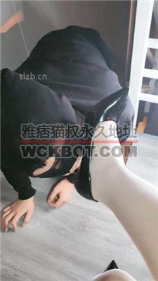 【玉美人】白丝鞋底恋足舔 JS240108-25