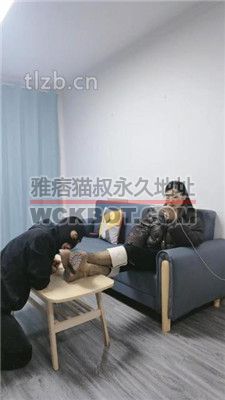 【尤尤子】跪舔超脏长靴/原味裸足 JS240112-23