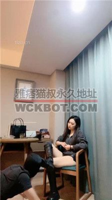 【川野尤娜】长靴踩狗头/舔脏鞋底/狂抽耳光/嘴叼白袜 JS240122-6