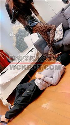 【温莎】舔口水拖鞋底/网袜踩虐【完整版】 bf37843