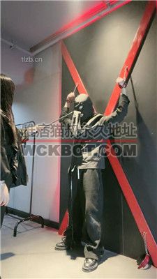 【黑兔】严刑逼供教训犯人-舔脏老爹鞋/吊绑虐打/狗链遛狗 bf37897