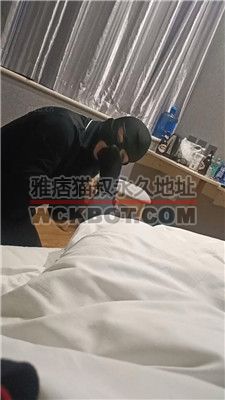 【鑫鑫夫妻】闻舔黑棉袜超臭裸足 JS2402018-11