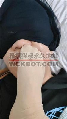 【夜巴黎】黑棉袜肉丝脚踩狗恋足舔【下】 JS240306-17