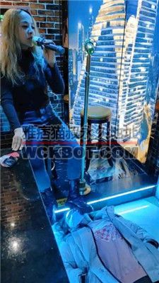 【樱樱】俄罗斯混血女女KTV强制虐【一】 bf38789