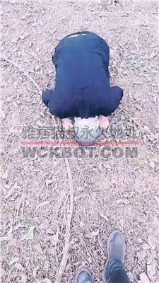 【长沙乂乂】户外遛狗跪舔长靴 JS240308-8