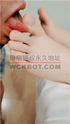 【五公主】近距离裸足/脚趾狂舔 JS240308-10