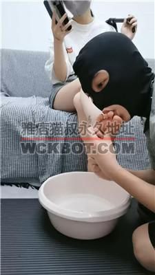 【安安】全体重踩踏/伺候沐足 bf38936