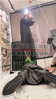 【冰诺】绿高跟猛踩狗背 bf39094