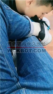 【甜音】闻舔超臭白袜裸足/骑脖犬化 JS240316-12