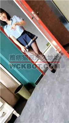 【刘二狗】玩牌技师S-滴蜡耳光喂食/灌圣水 JS240404-5