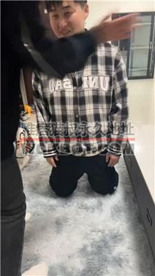 【安主子】白袜jio玩虐绿帽老公 JS240404-12