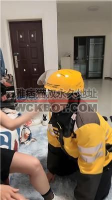 【安主子】黑丝jio玩虐迟到的外卖小哥 JS240407-12