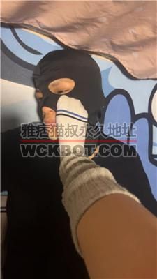 【甜恬】超臭白袜jio捂脸窒息 JS240413-8