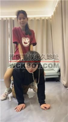 【素人挖掘机】体校女神S-小白鞋白袜虐/骑马转胯 bf40457