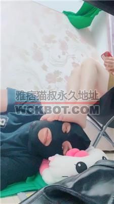 【颖颖】沉浸式裸足踩脚垫狗 JS240419-18