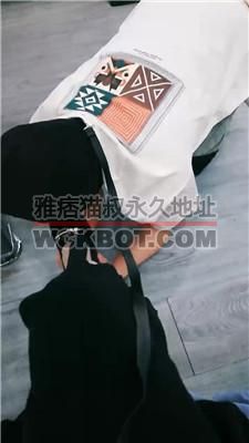 【小妈咪】狗舌清理脏鞋/臭脚捂脸窒息/踩踏 JS240423-16