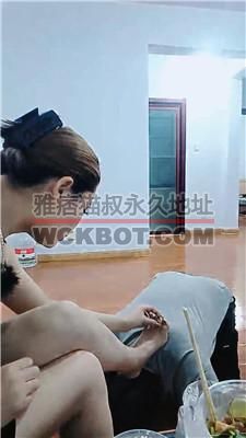 【冷魅夫妻】绿帽老公下跪伺候 JS240425-5