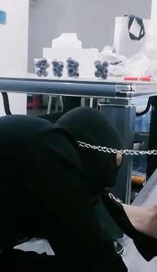 【小妈咪】家奴下跪伺候 JS240427-6