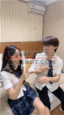 【冰冰】剧情-学姐虐学弟-捆绑/强制喂食/舔脏鞋白袜/耳光/骑马 bf40878