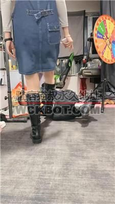 【冰诺】捆绑老狗/长靴全体重踩踏 JS240428-2