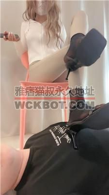 【苒溪】近距离高跟黑丝重度虐乳 bf41357