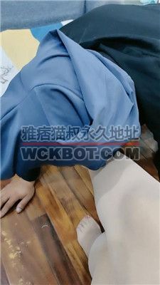 【妍希】高跟肉丝脚蹂躏狗奴【下】 JS240515-7