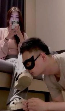 【LL77】沉浸式舔脏鞋臭脚 bf42532