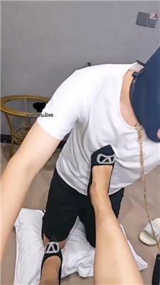 【桃桃樱】沉浸式裸足恋足舔【双视角版】 JS240714-10