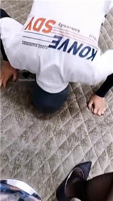 【英英】黑丝高跟jio踩踏蹂躏 JS240728-11