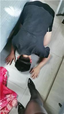 【晓安公主】骑马/黑丝高跟踩虐地毯狗 bf43376