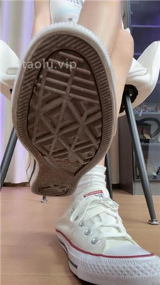 【絵子樣S】偷窥学妹被抓包羞辱 JS240806-30