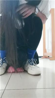 【璃茉老师】母畜-运动后脏鞋原味袜虐 JS240821-1