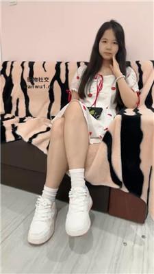 【狗哥】羞涩学生主-小白鞋白袜羞辱虐 bf44195