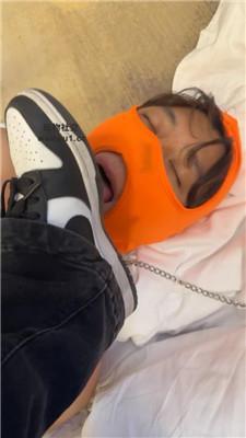 【玥野兔】超脏鞋超臭袜蹂躏狗脸 JS240905-11